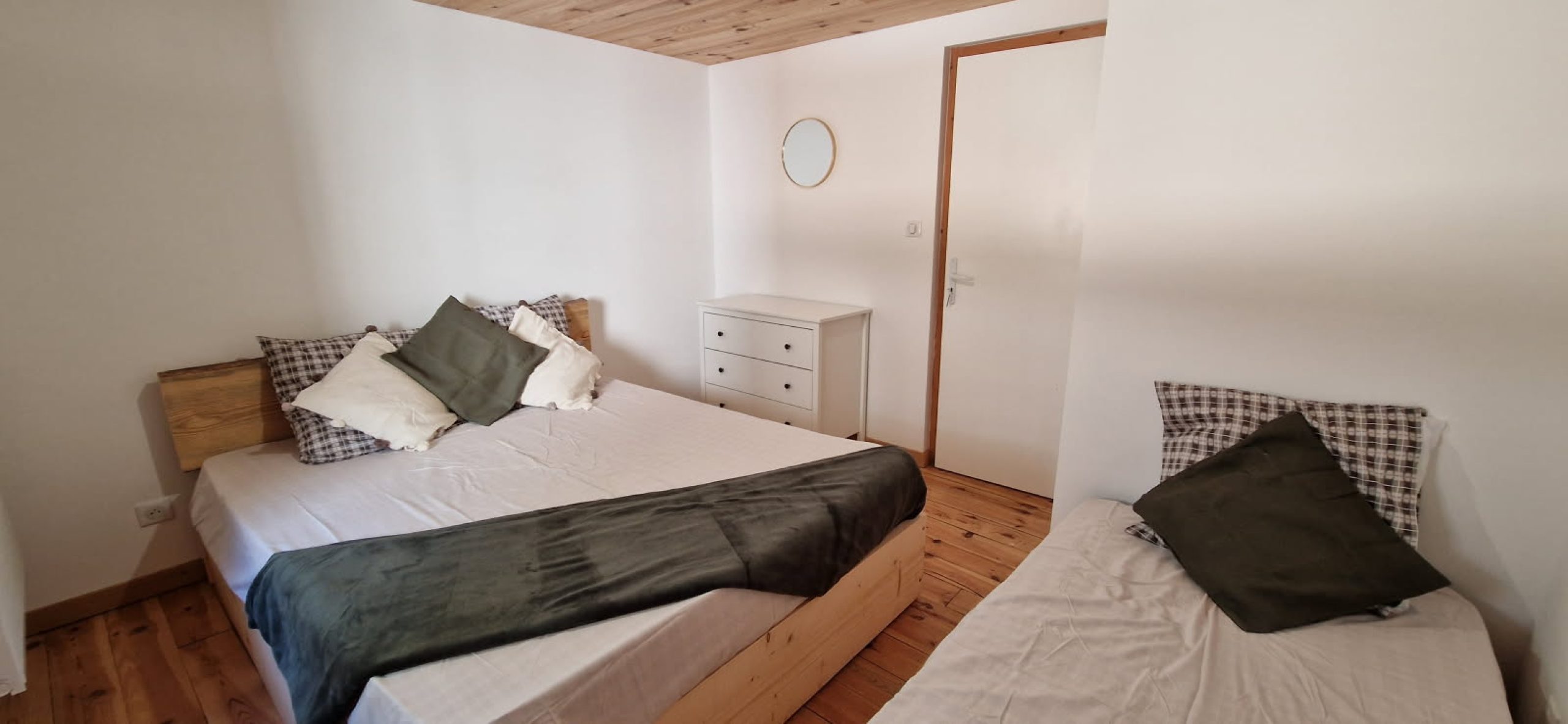 chambre-2-gite-de-groupes-a-louer-le-cepe-nord-ardeche