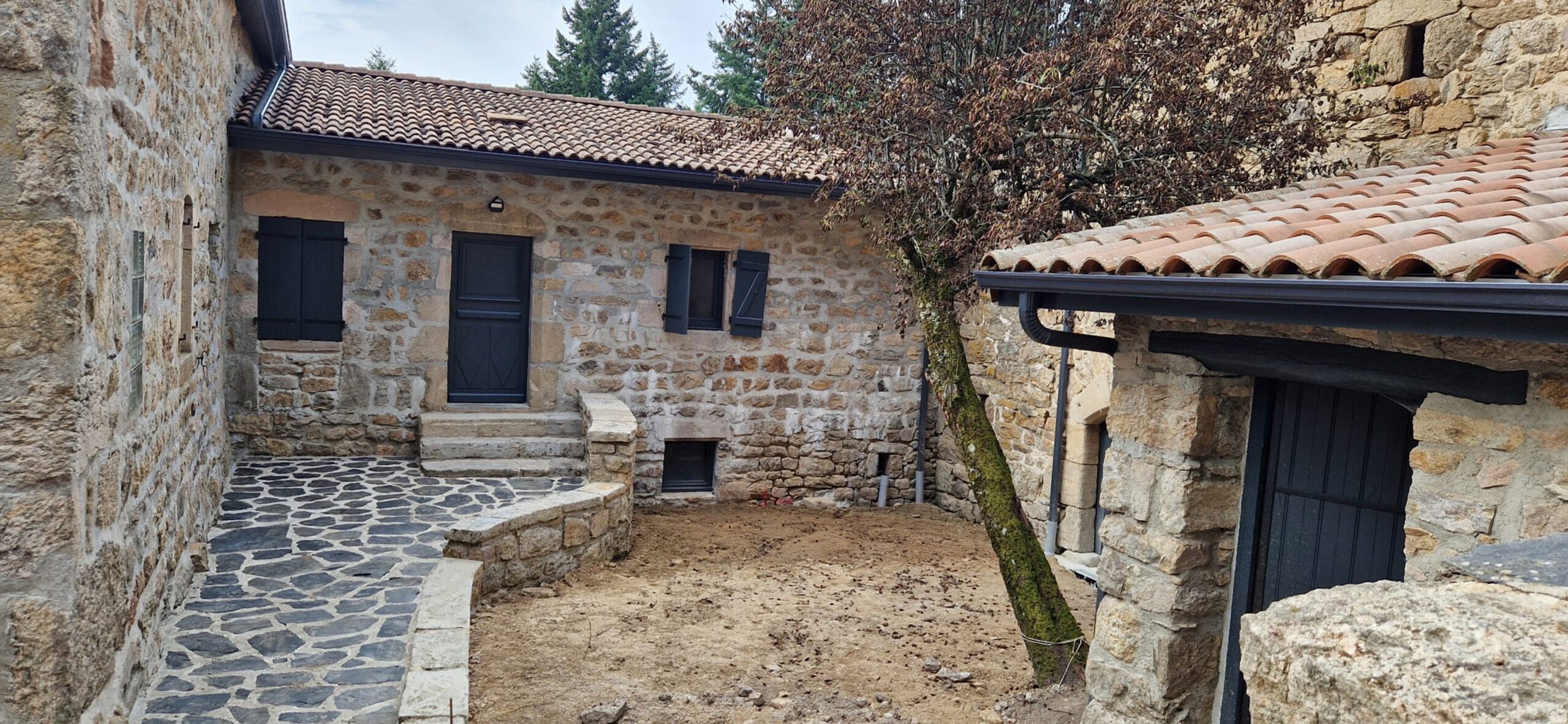 gite-le-sapin-accueil-groupes-en-ardeche-nord